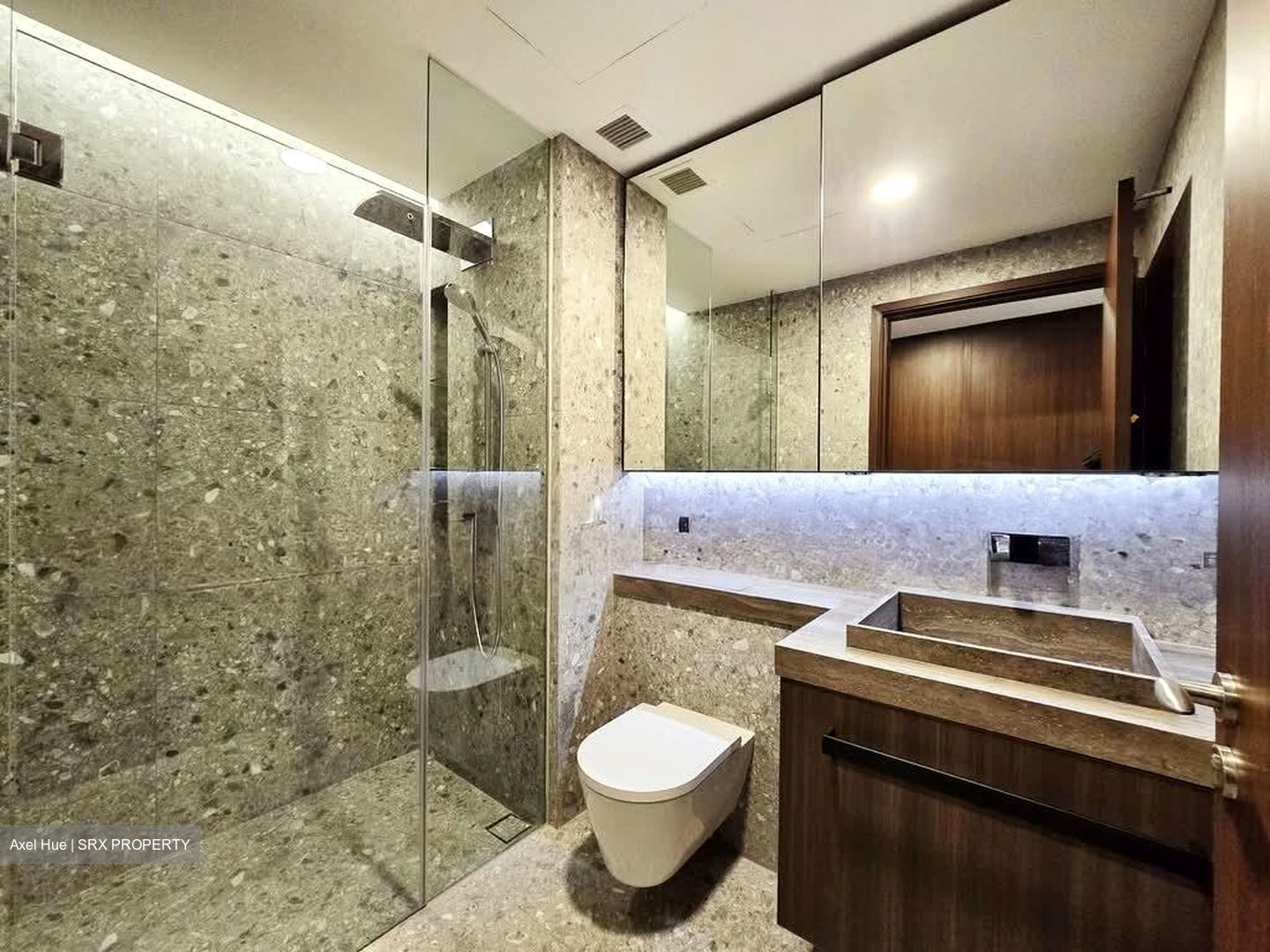 One Pearl Bank (D3), Apartment #530277831